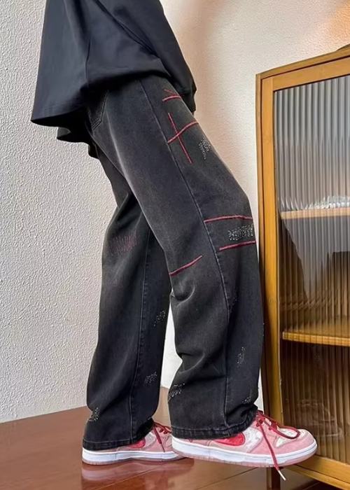 AtomicLook® Red Stripe Baggy Jeans