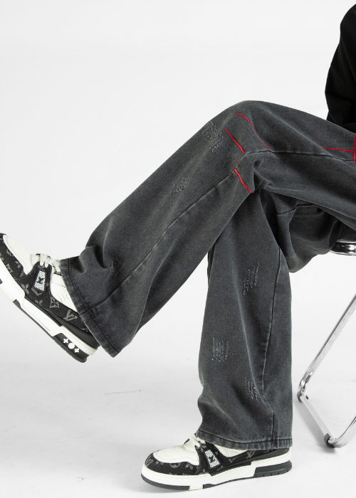 AtomicLook® Red Stripe Baggy Jeans